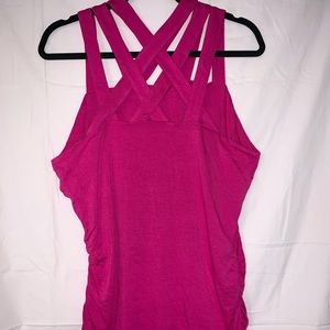 Sleeveless stretchy tops